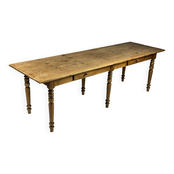 Table à manger en pin ancien