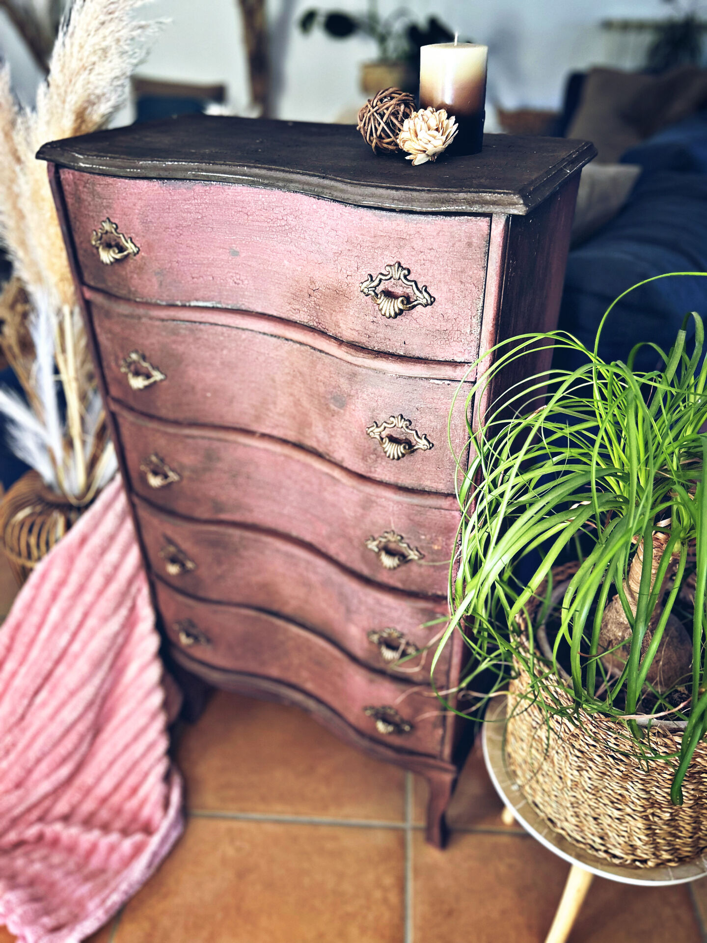 Patinated vintage chest of drawers
