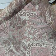 Fauteuil vintage rose clair à fleurs / fauteuil une place avec franges