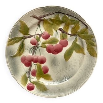 Earthenware dessert plate in Saint Clément cherry slip