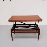 Flexible scandinavian vintage coffee table