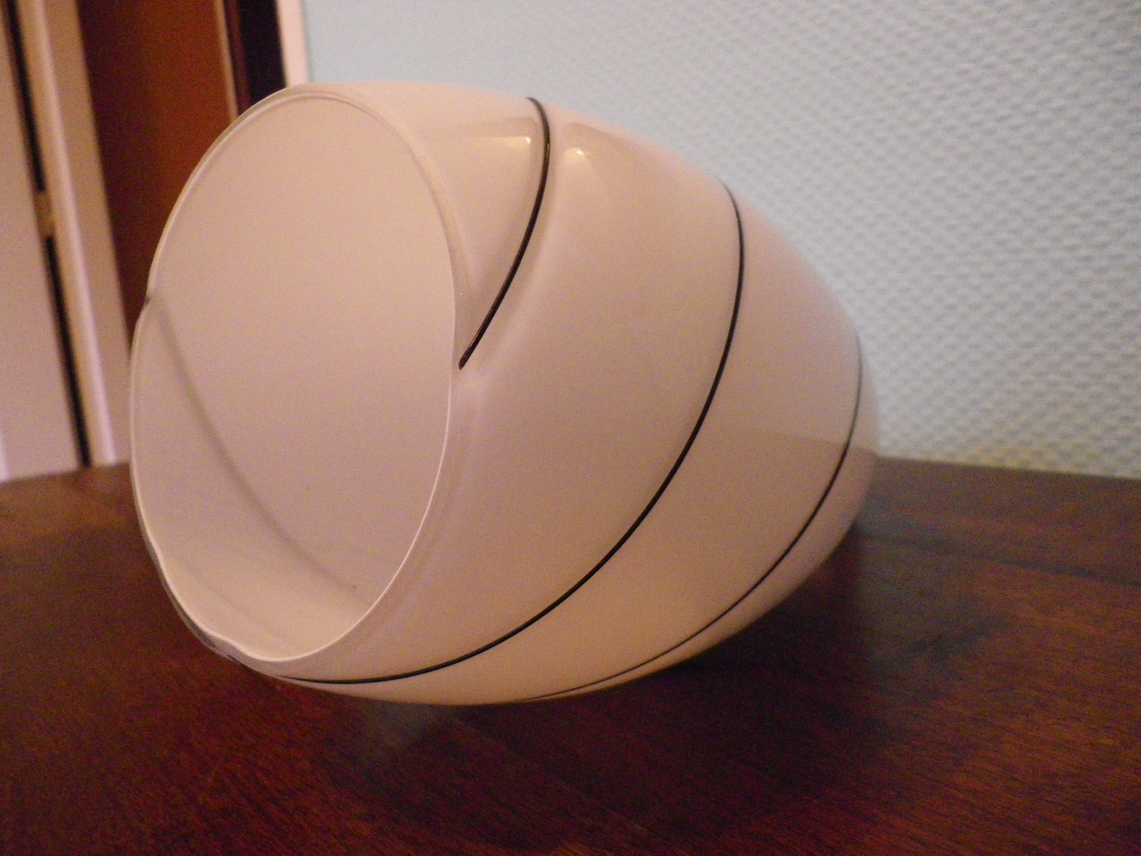 Corep pendant lamp, white opaline with spiral decoration - 70s