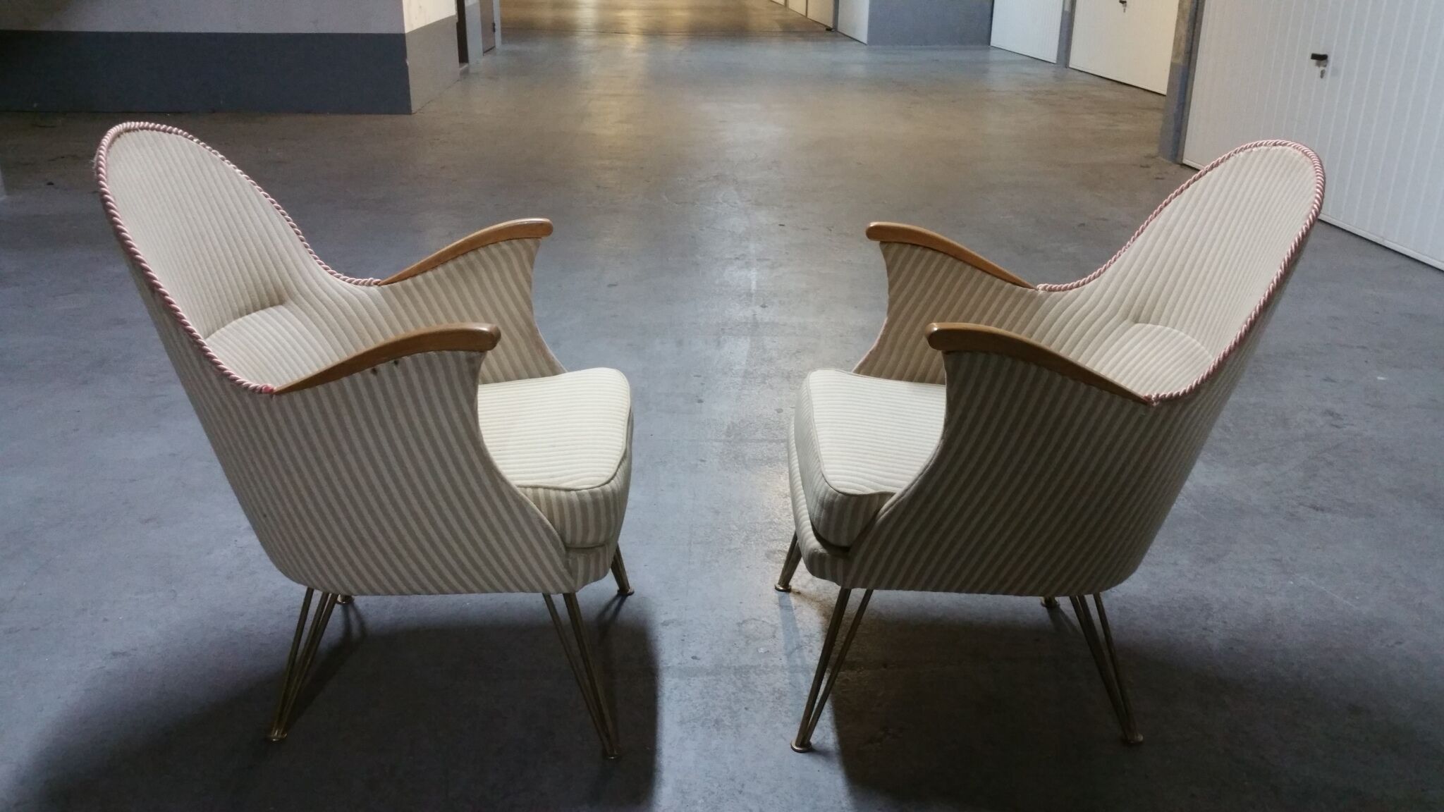 Paire de fauteuils années 50/60