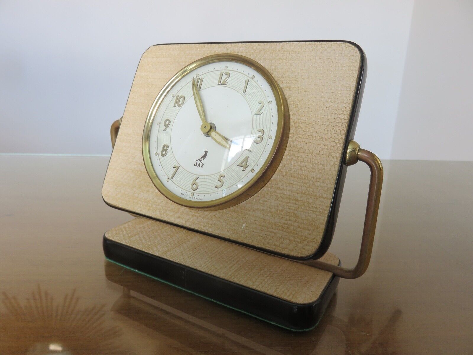 Mechanical alarm clock "jaz" brass and vinyl, swivel 50s 60s