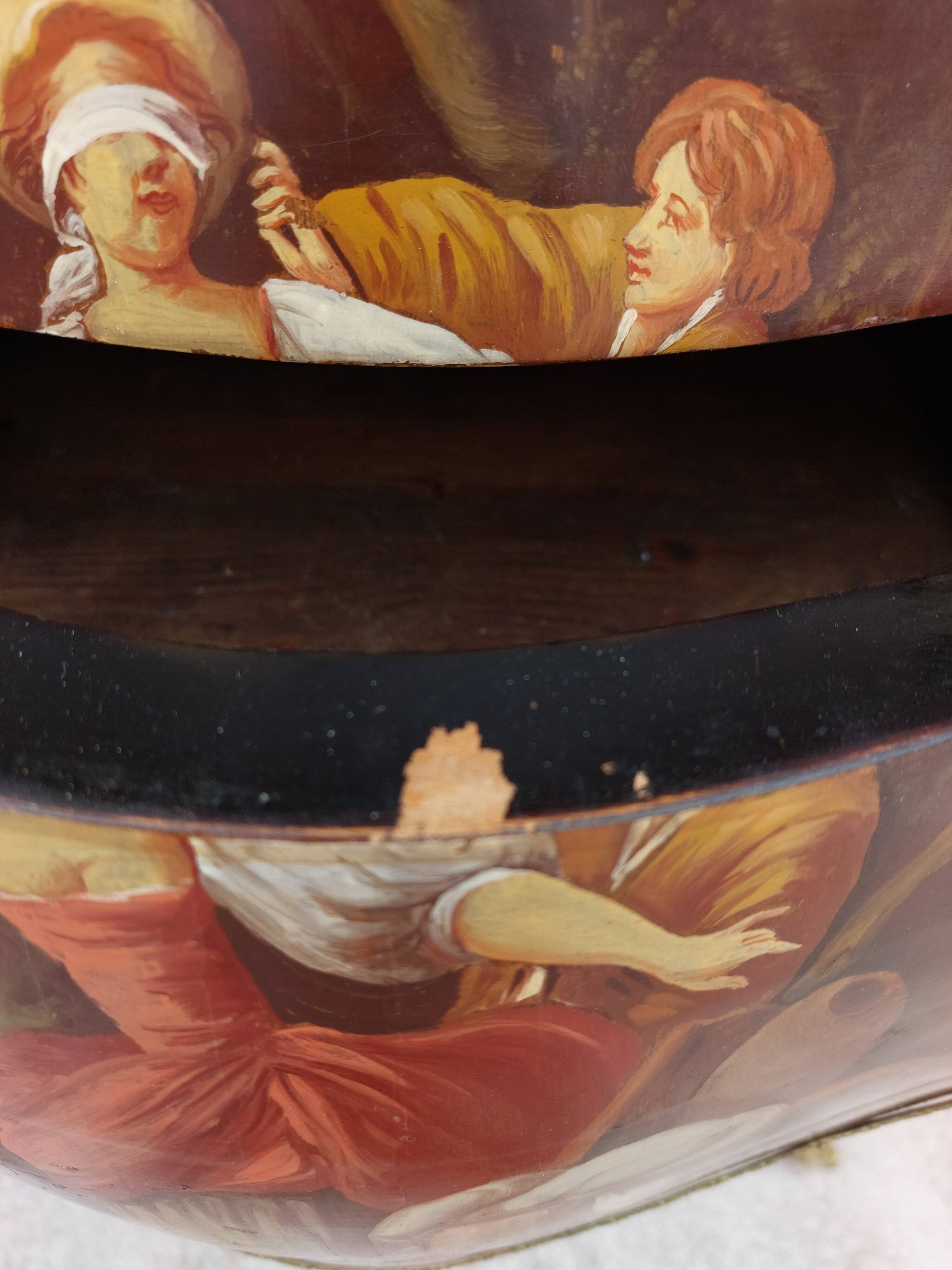 Louis XV curved chest of drawers in Martin varnished marquetry