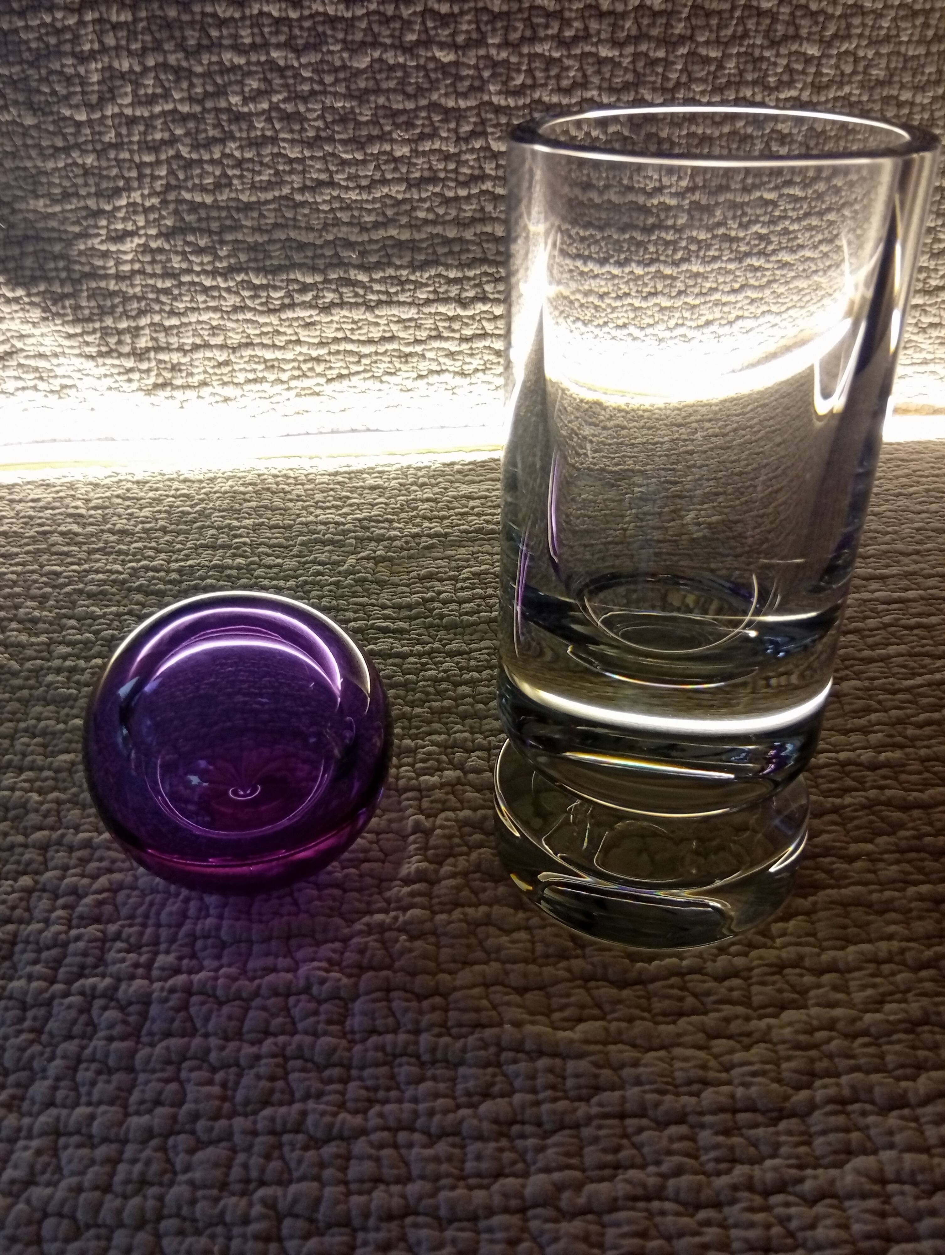 Vase "Cana" et boule "Sirius" en cristal de Baccarat