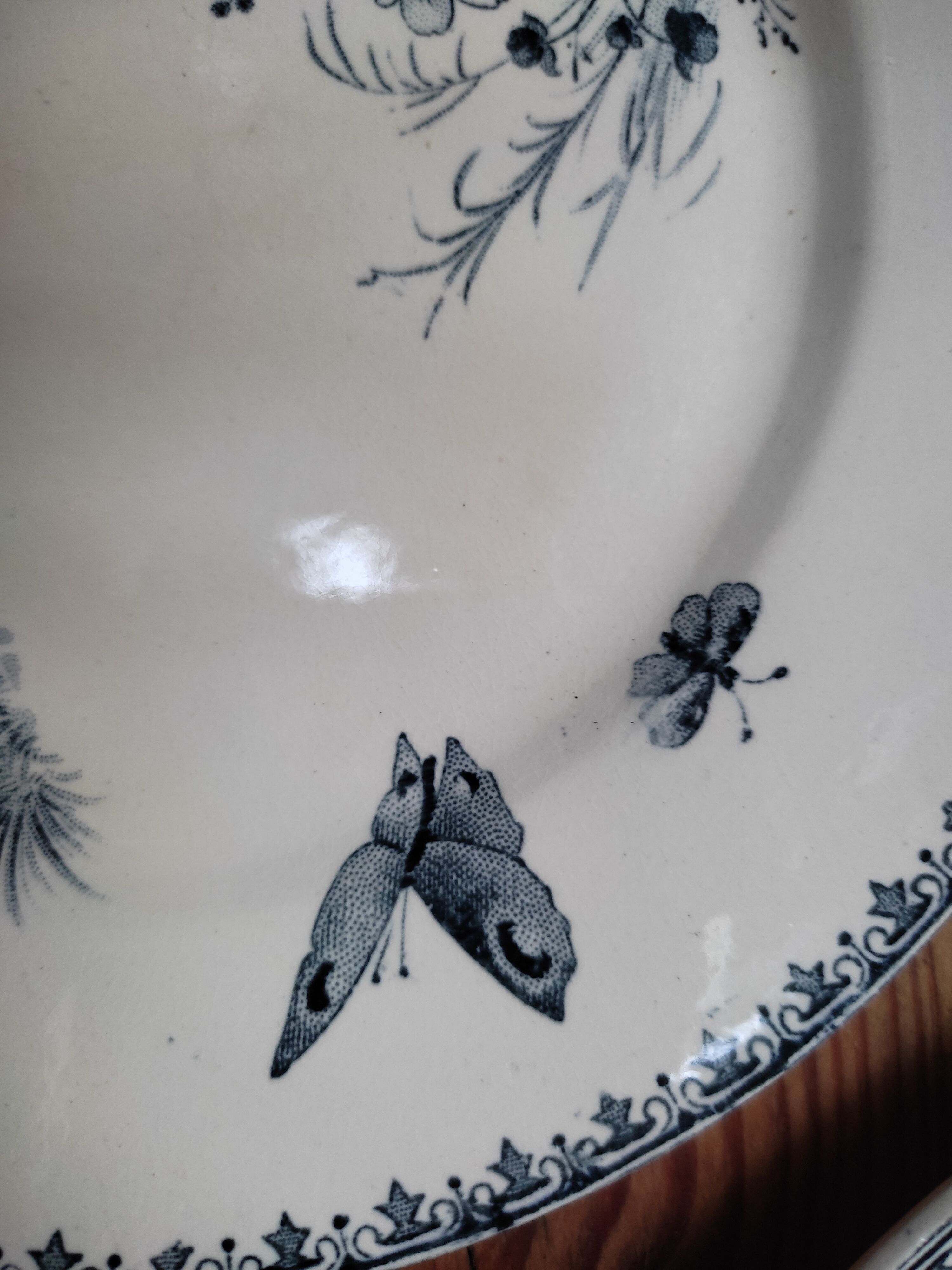 7 Tsarina dessert plates by Sarreguemines