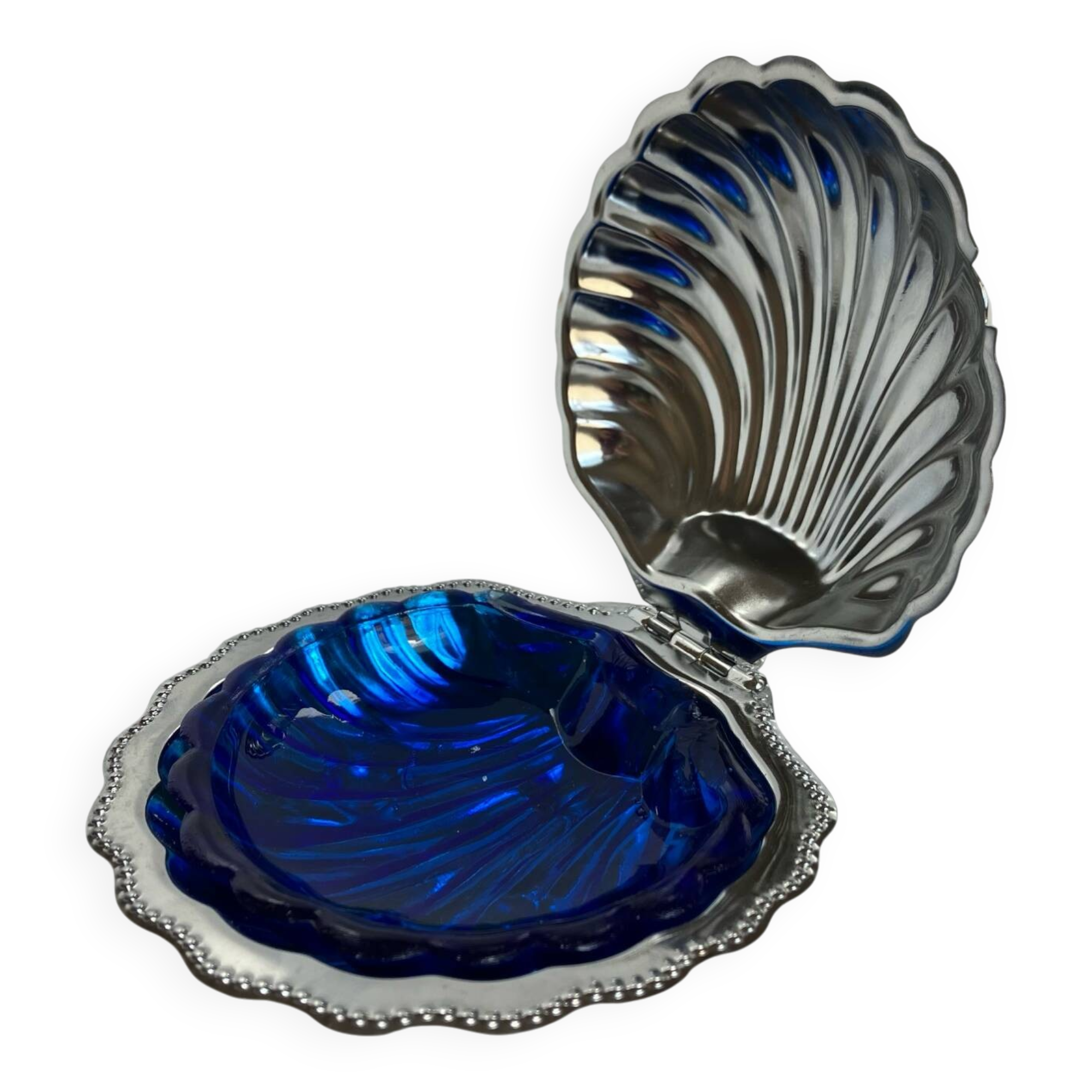 Silver-plated metal seashell butter dish