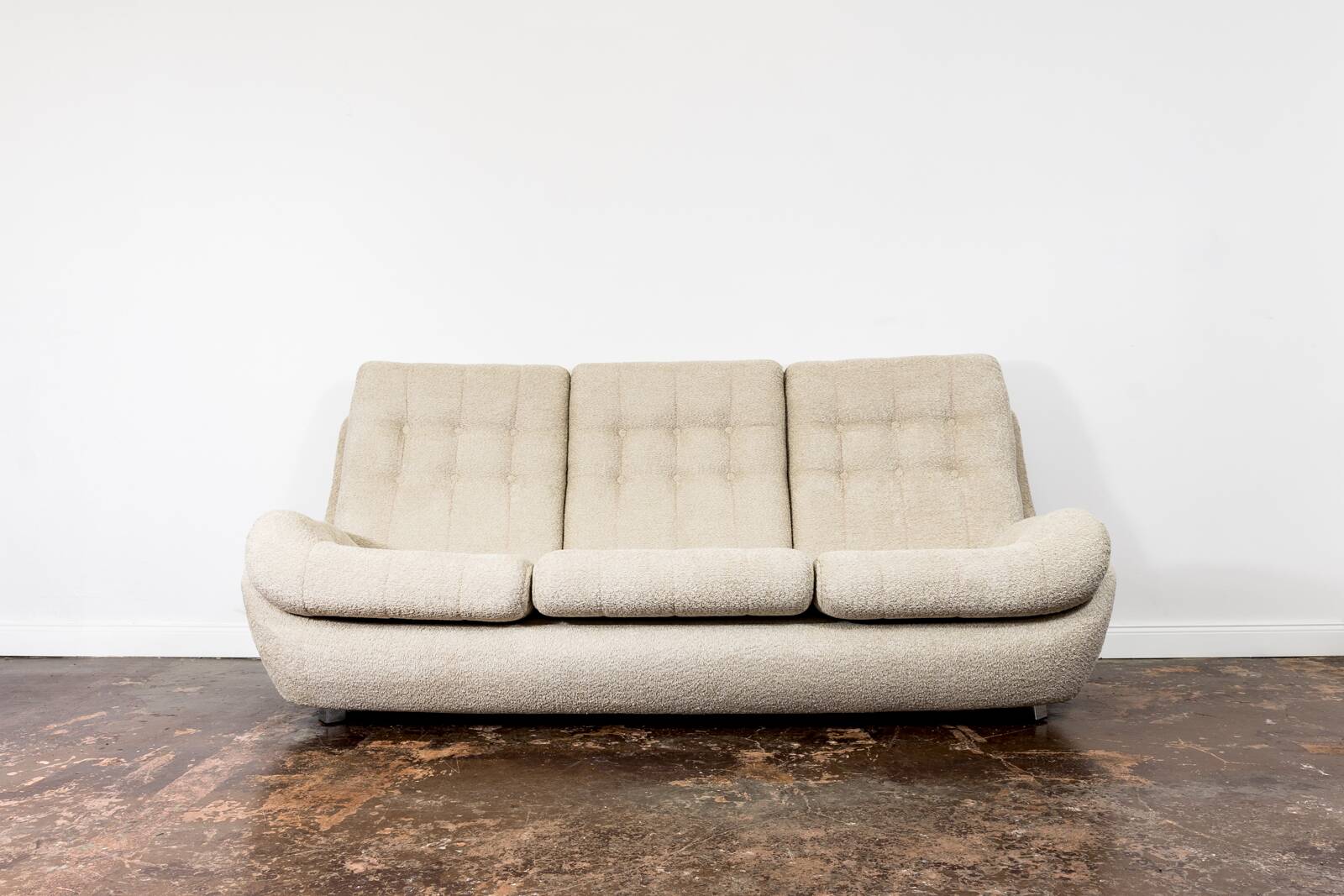 Customizable space age 3 seater sofa Atlantis in beige boucle 1970's, czechoslovakia