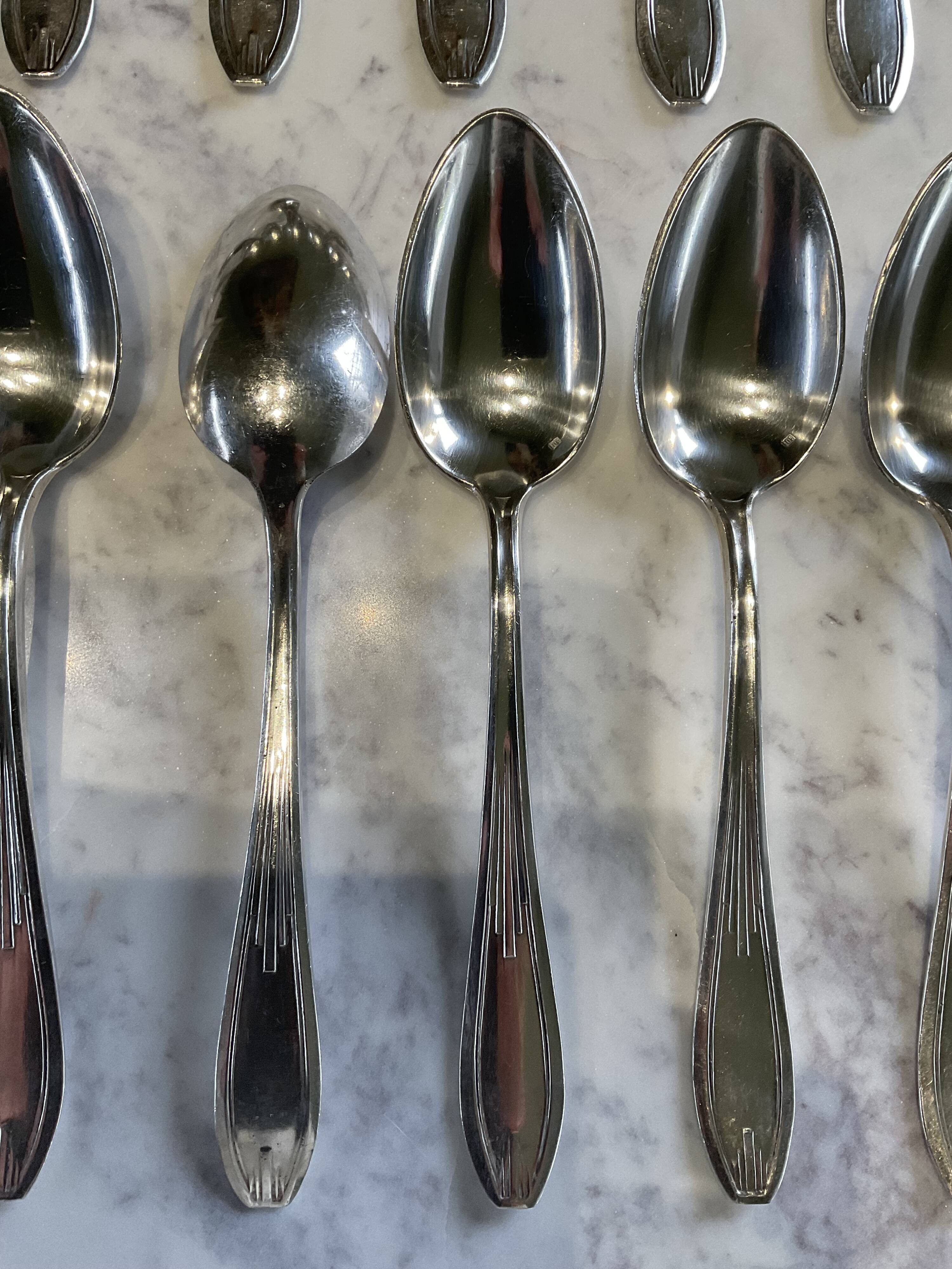 Set of 12 tablespoons. Art Deco. Silver-plated metal.