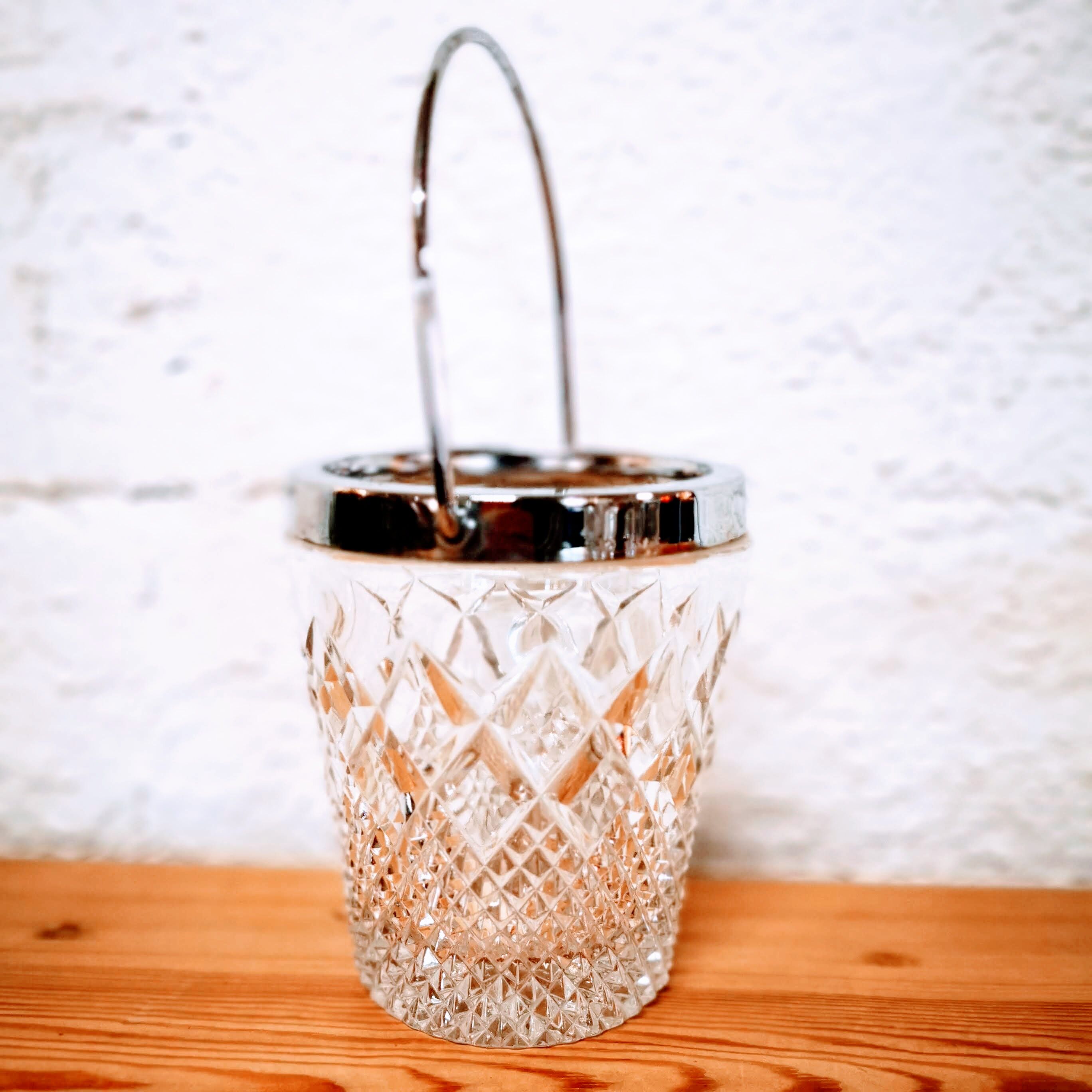 Crystal ice bucket