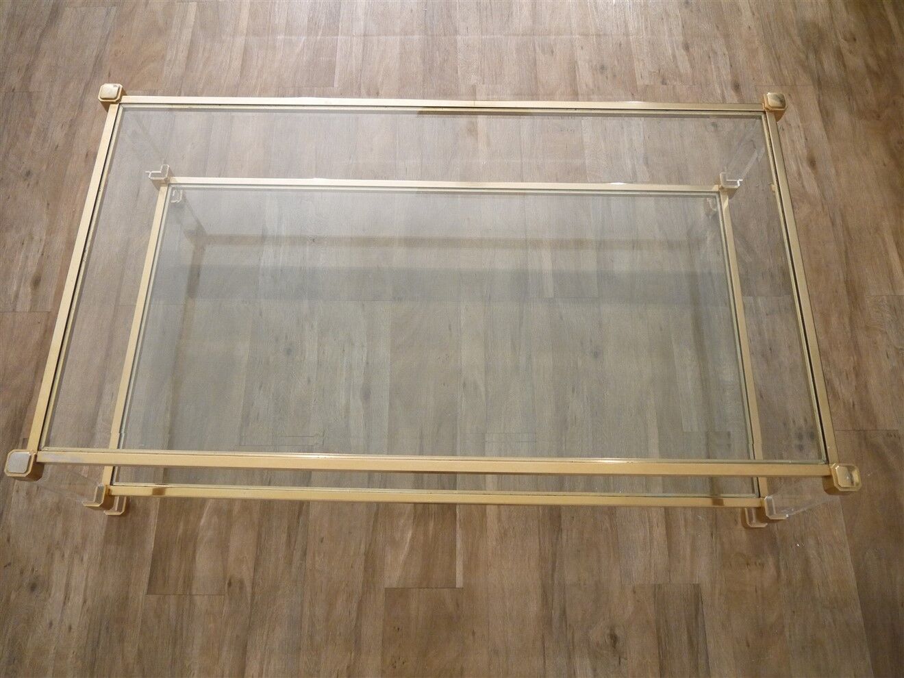 Table basse vintage en lucite metal et verre 1960