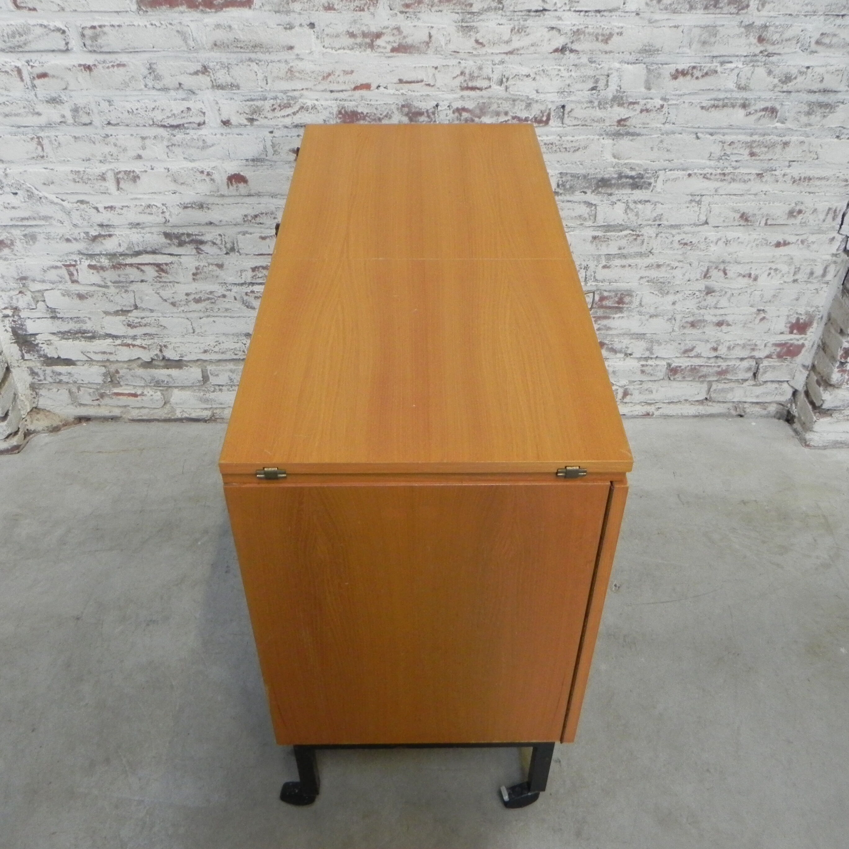 Sewing machine cabinet can also be used without a sewing machine, Horn Moebel