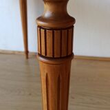 Table ovale décorée en bois Suède.