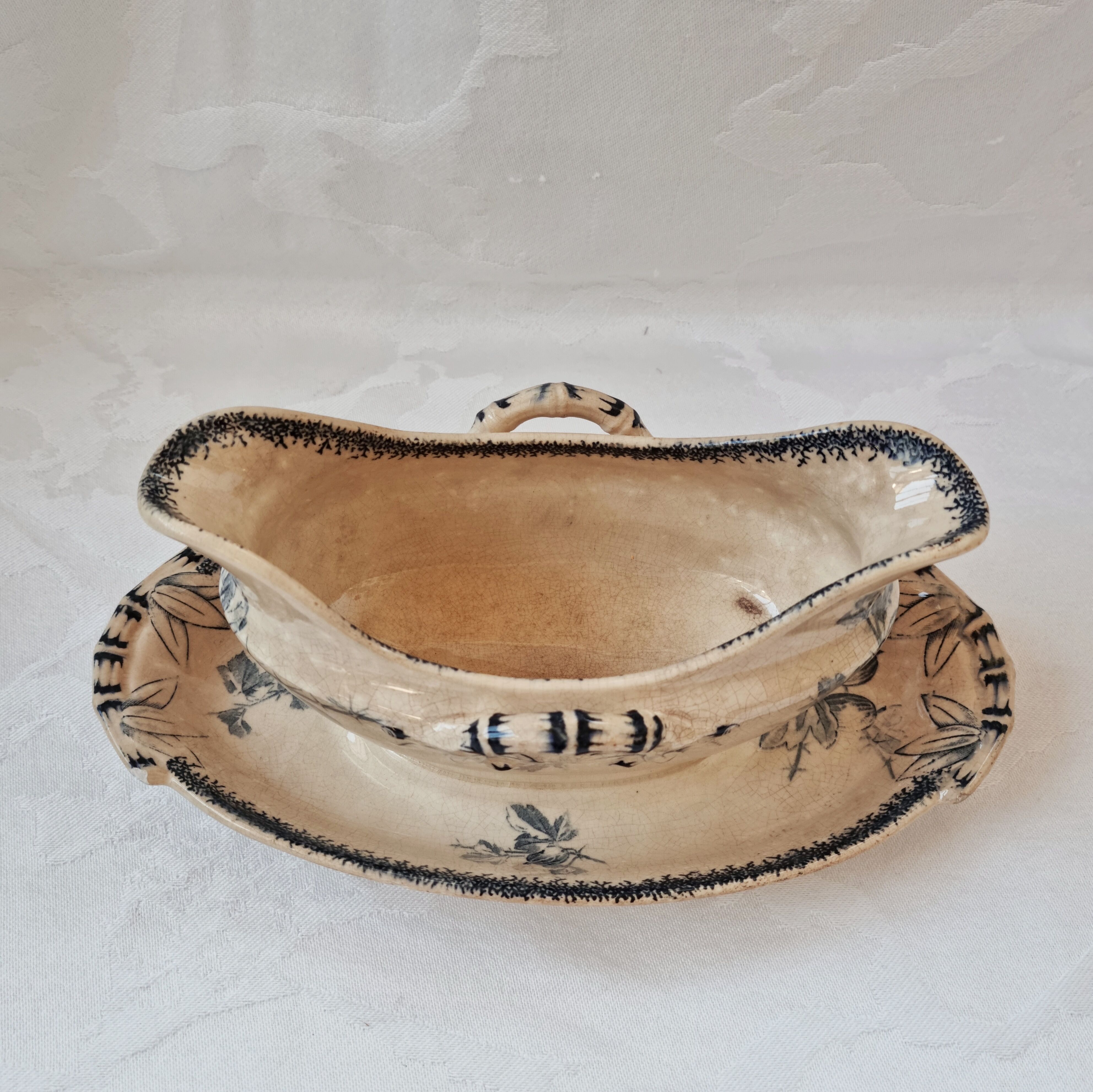 Saucière Groseille from U&Cie Sarreguemines