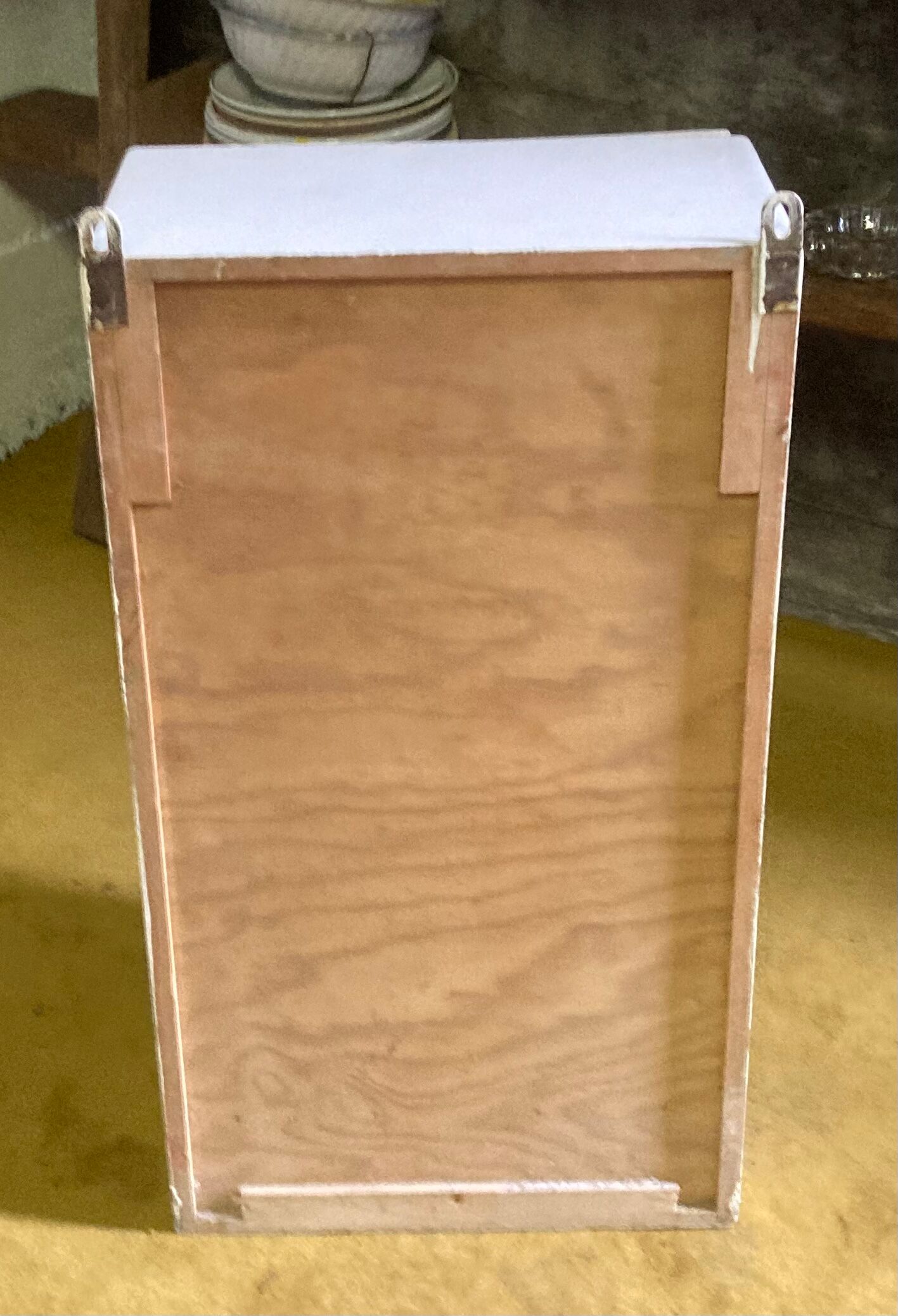 Cabinet called toilet to hang