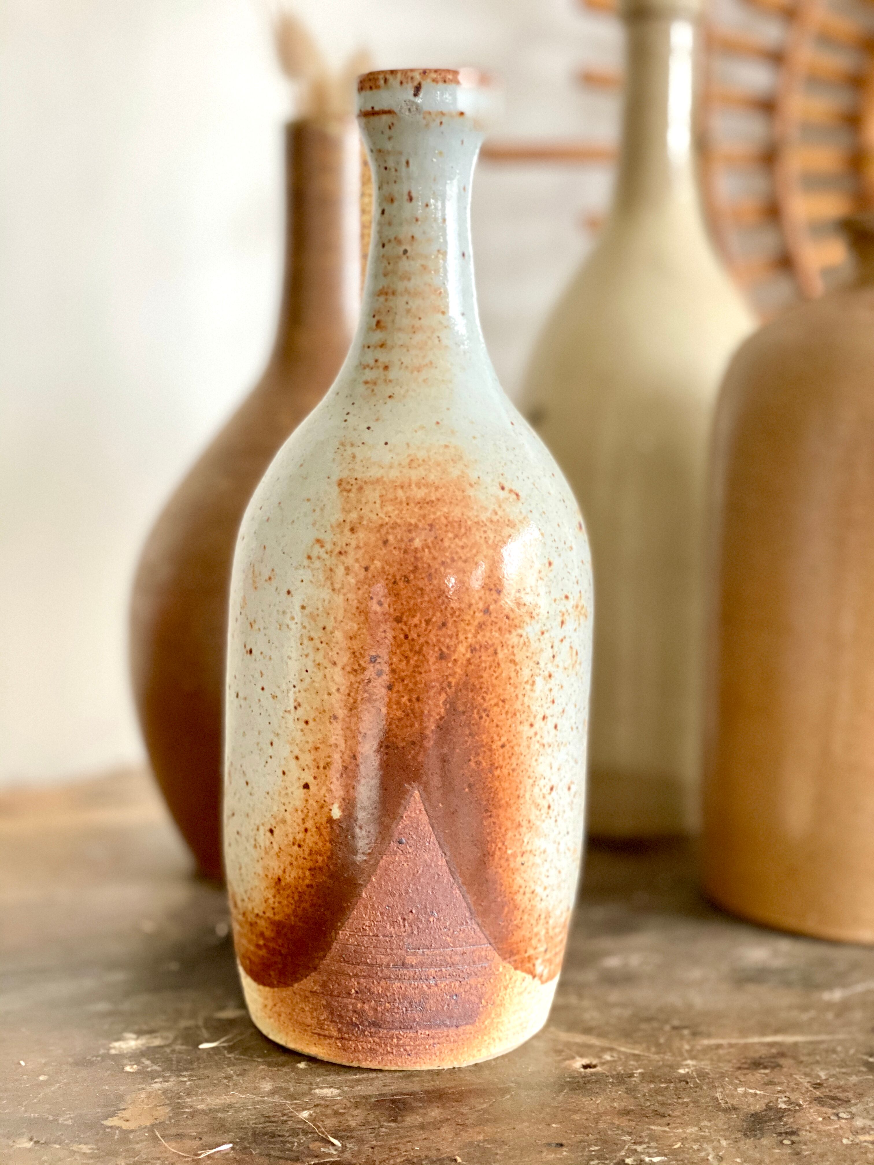 Lot de 4 bouteilles en grès vintage