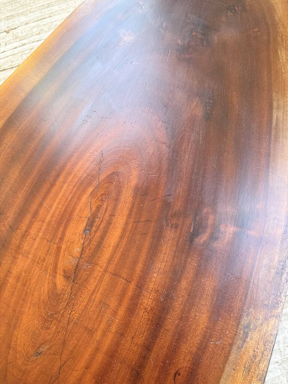 Table basse années 50 plateau bois exotique XXL