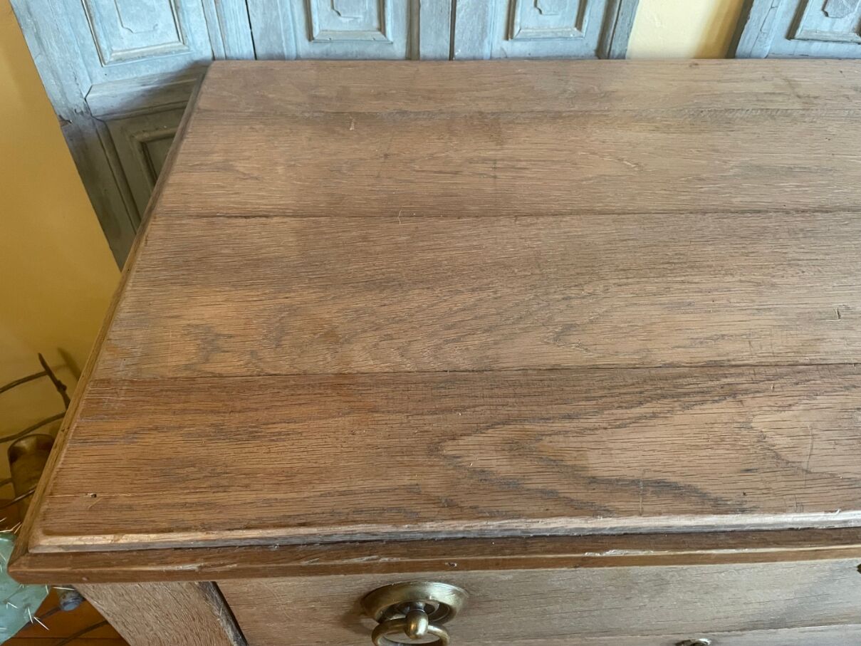 Dutch chest of drawers