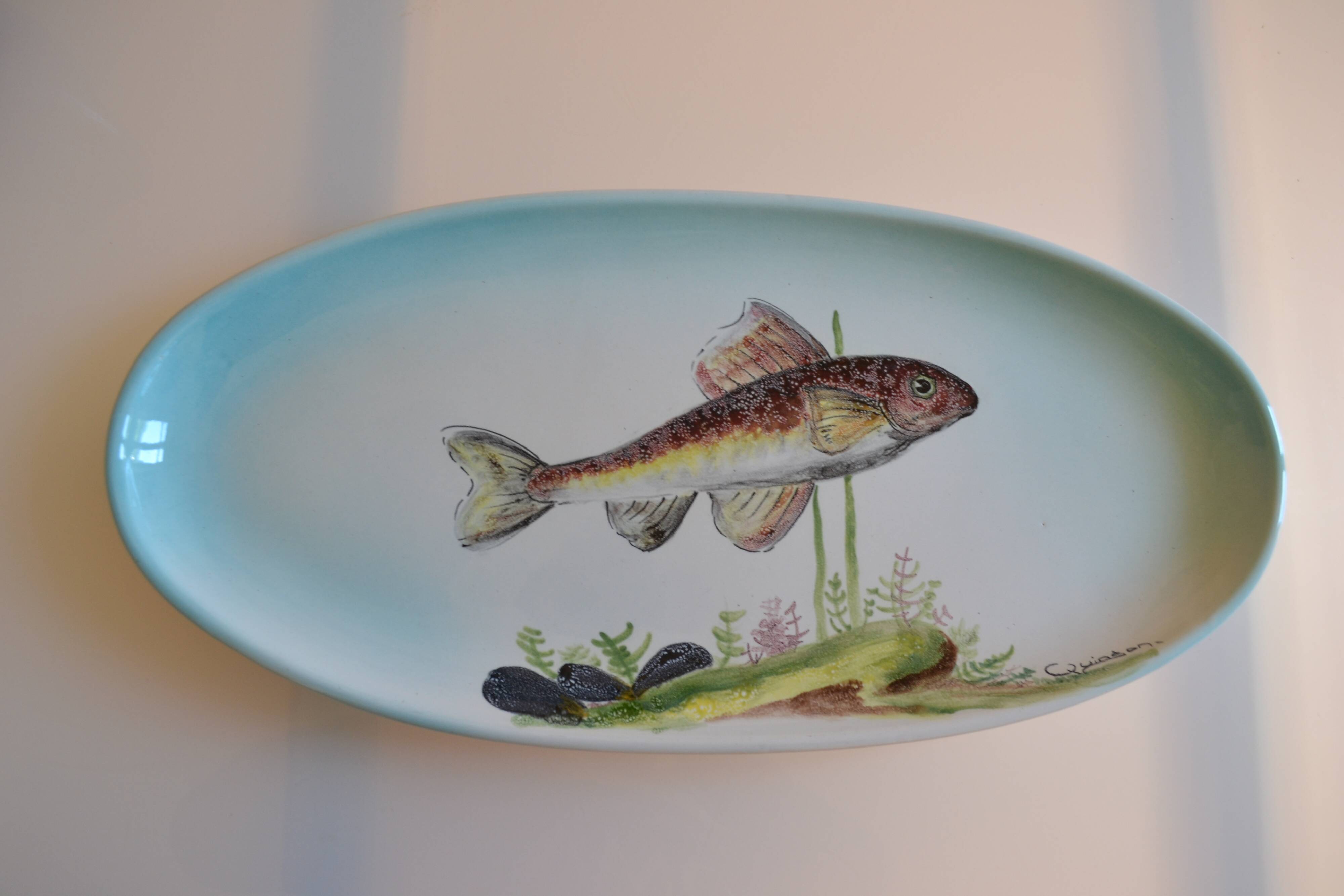Paulette Quinson (1899-1984) Marseille Fish dish signed 55x26 cm
