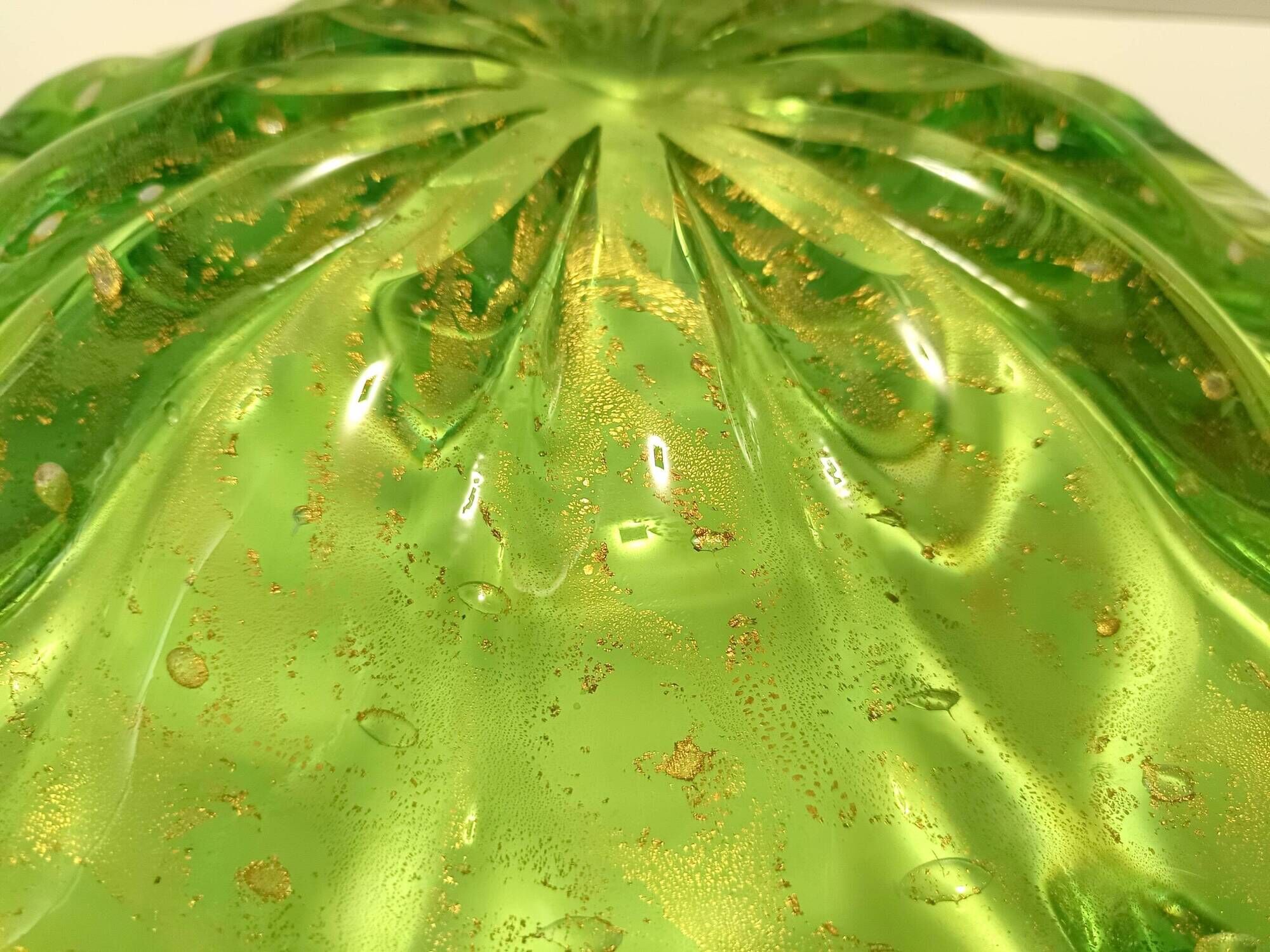 Large Green Bullicante Murano Glass Bowl or Centerpiece with Gold Leaf