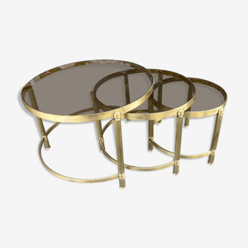 Pull out tables in the style of Jansen