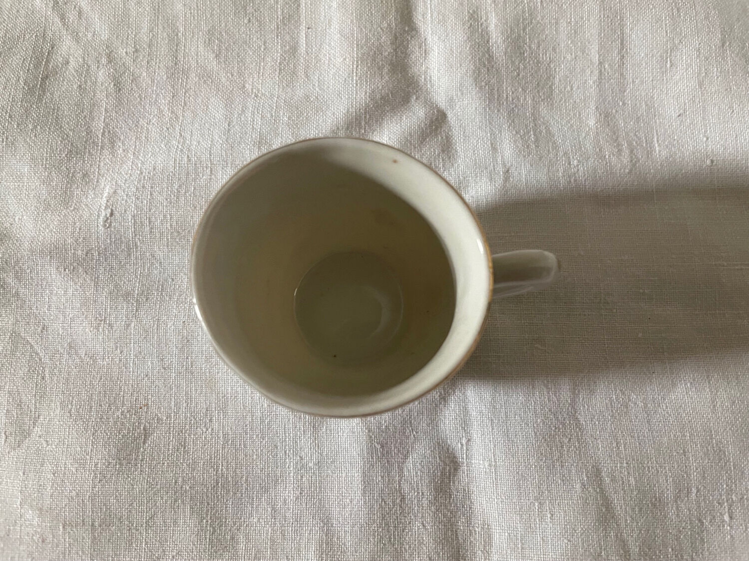 Porcelain cup