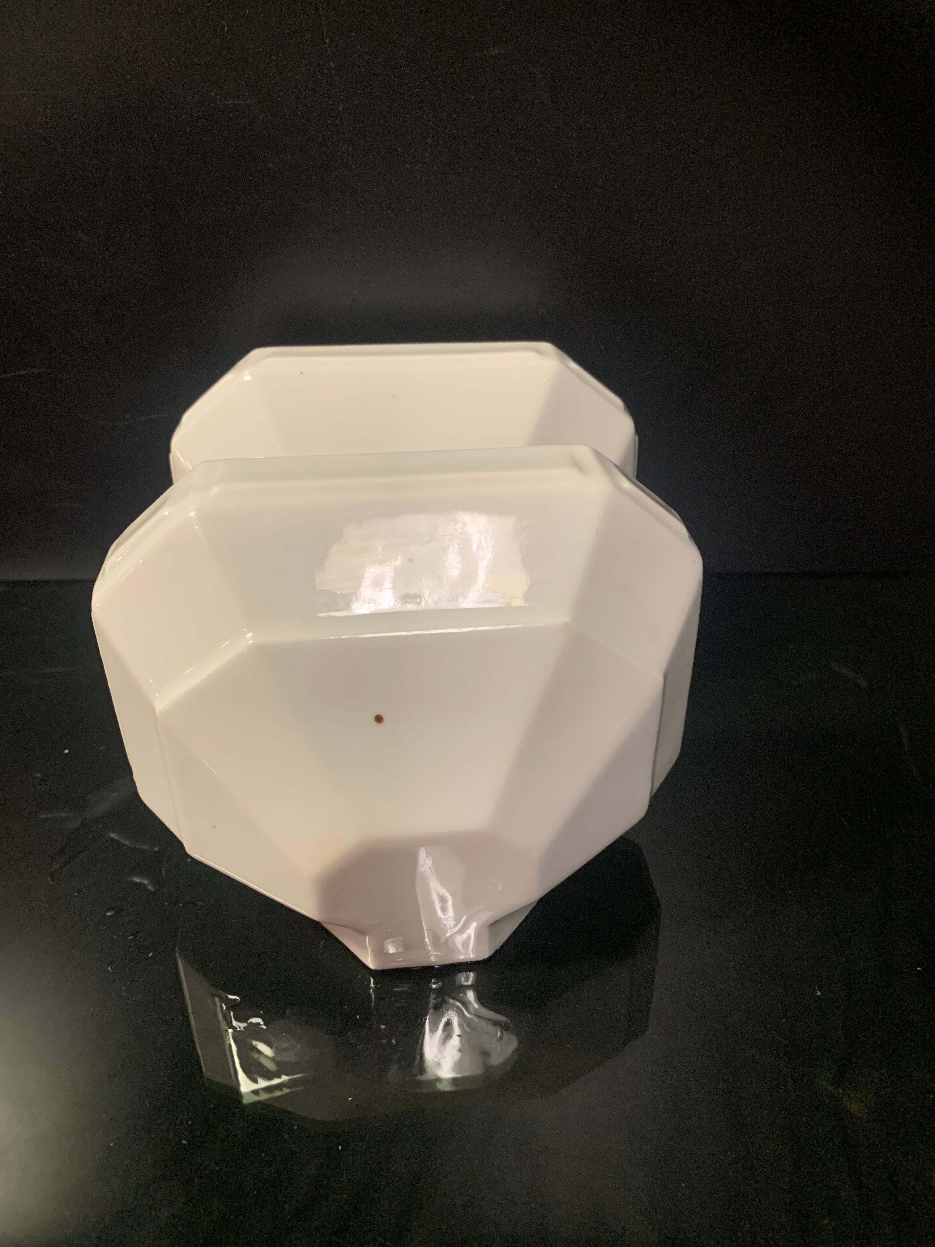 Pair of soap holder year 30