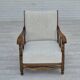 Années 1950, design scandinave, fauteuil retapissé, tissu blanc/gris clair, chêne.