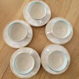 5 tasses et sous-tasses anciennes