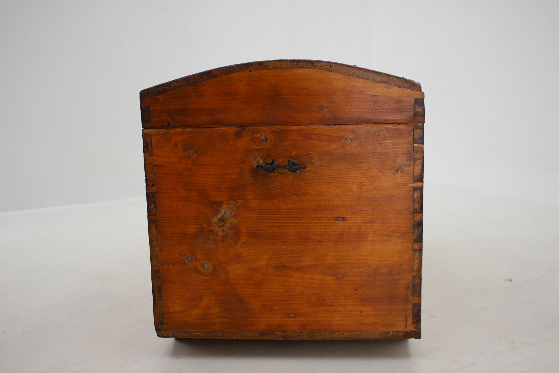 Coffre en bois antique tchécoslovaquie