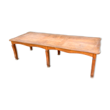 Large Table closes castle six feet oak