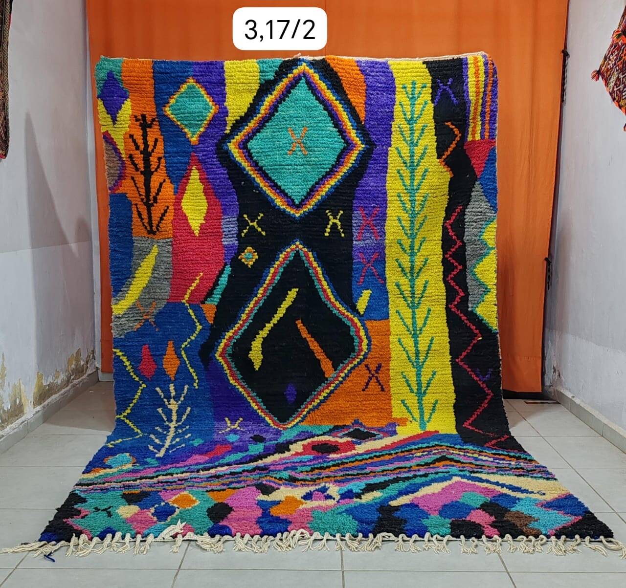 Berber Boujaad rug from Morocco in wool – 317 × 200 cm – diamond patterns