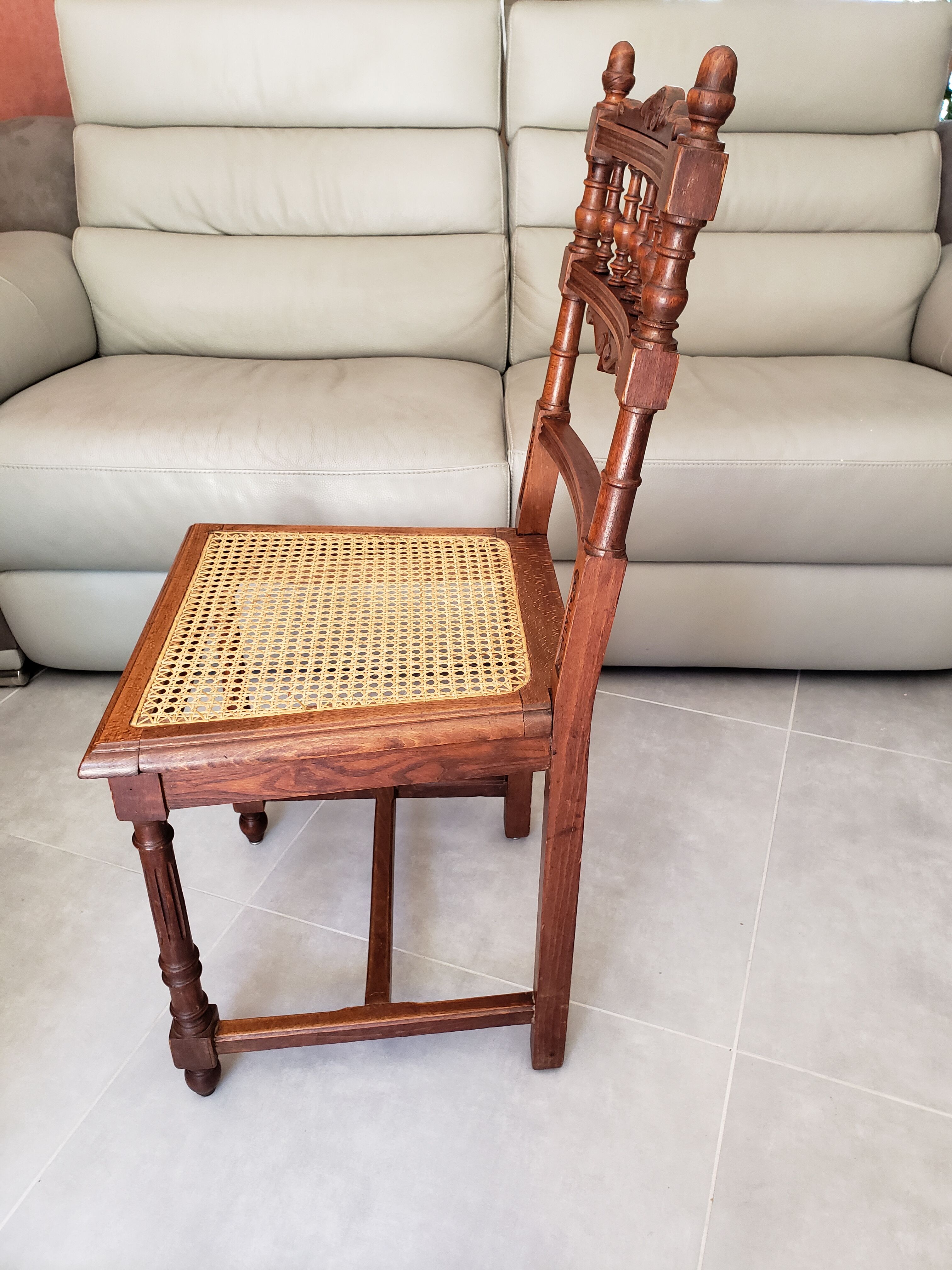 4 vintage chairs in turned wood and cannage from the 1910s
