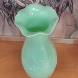 Fair opaline vase