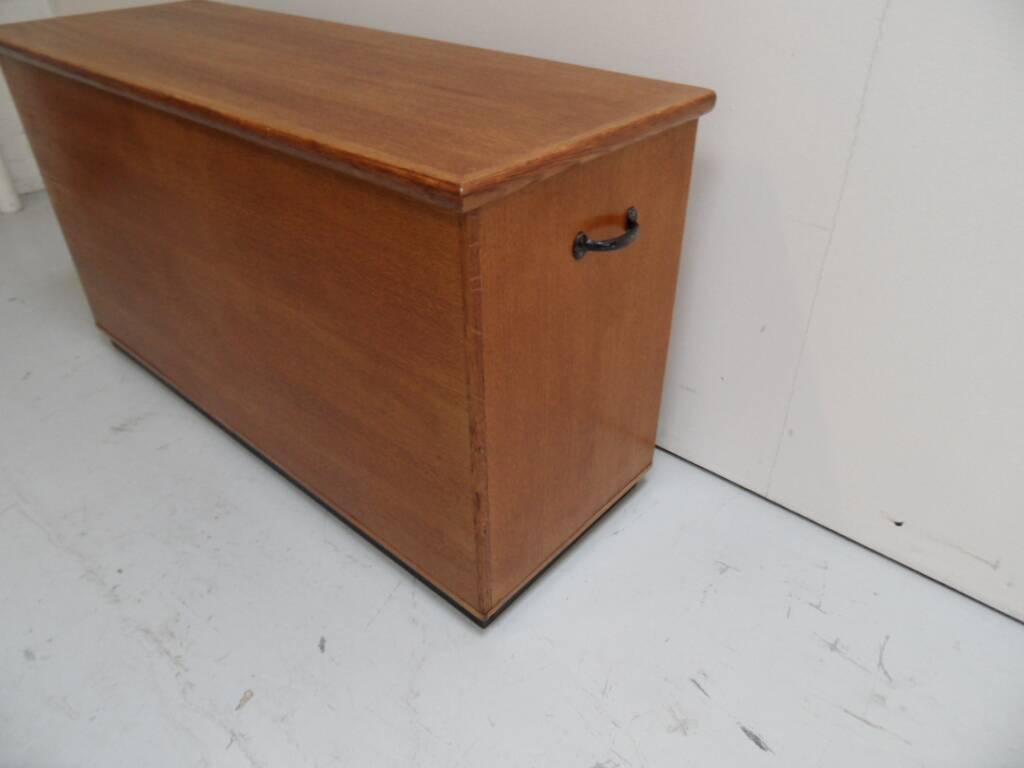 Vintage chest
