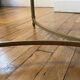 Table basse en marbre et laiton