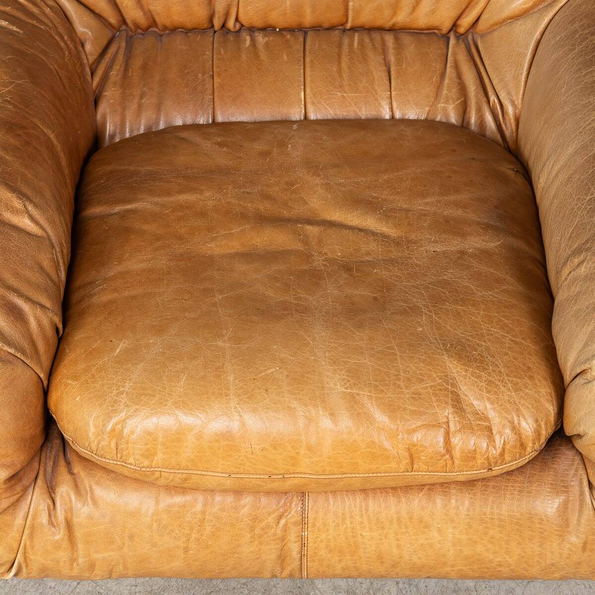 Vintage 20thc pair of italian leather lounge chairs by rossi di albizzate