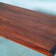 Table basse scandinave vintage rénovée, table moderne du milieu du siècle.