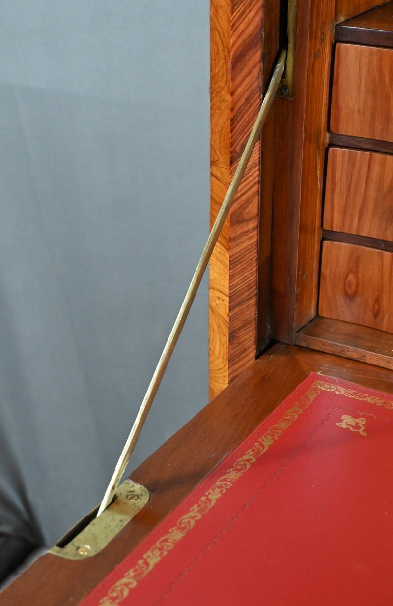 Precious wood secretary, Louis XV – Late 18th century