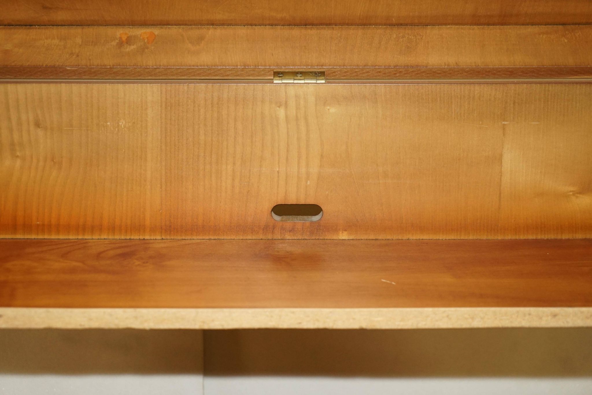 Wooden buffet TV in yew Abbey Craft Mid-Century Modern Sheraton details