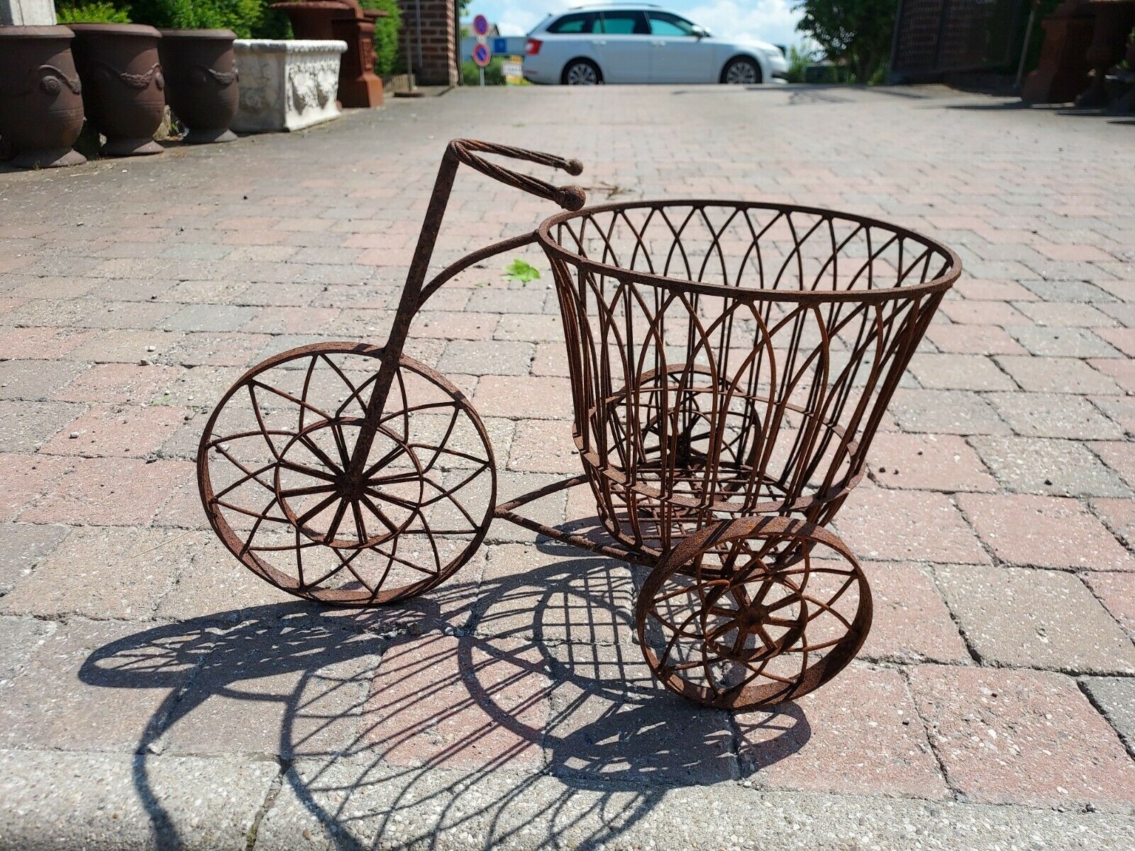 Wrought iron planter