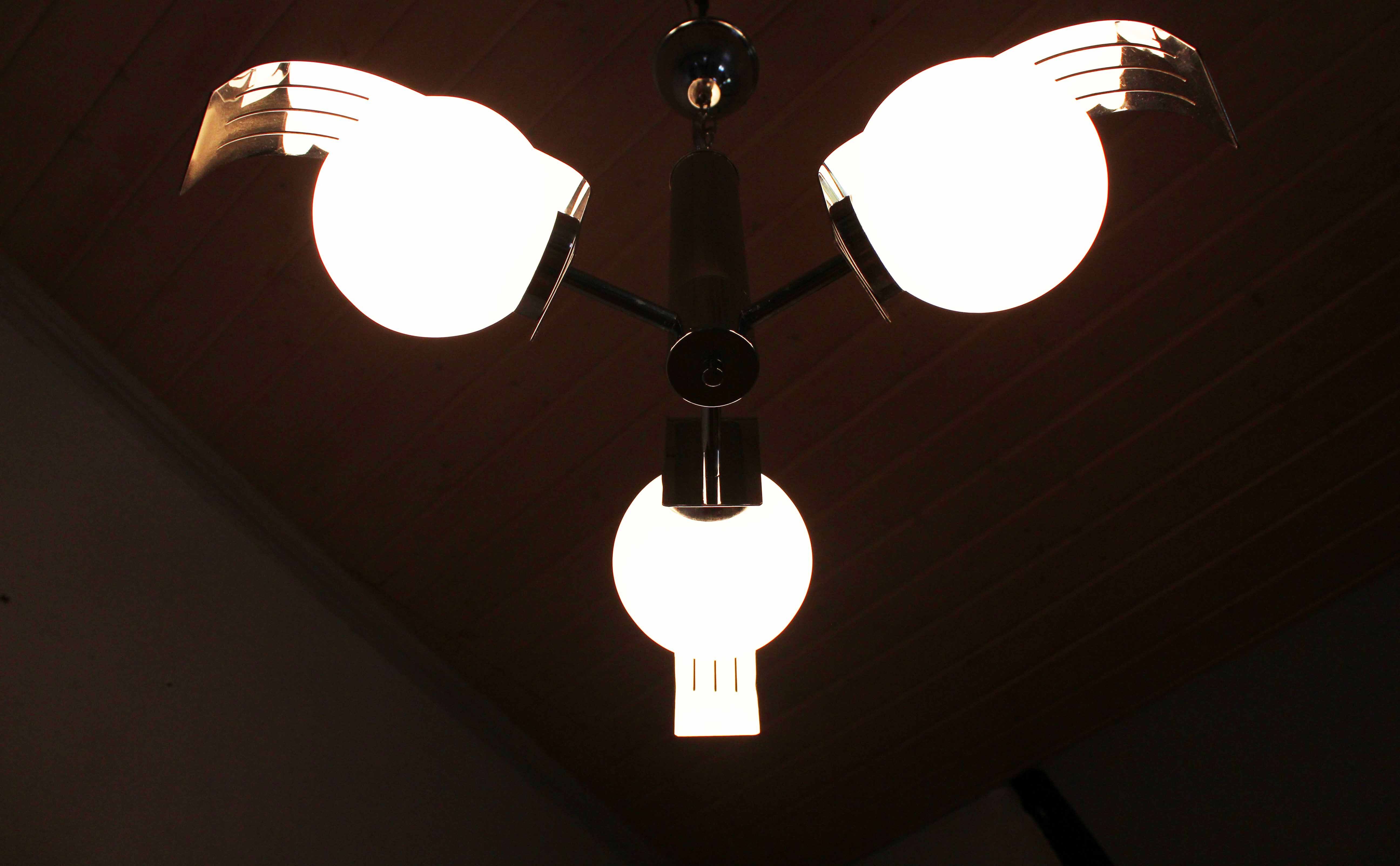 3-opaline sputnik and chrome metal hanging lamp 1970