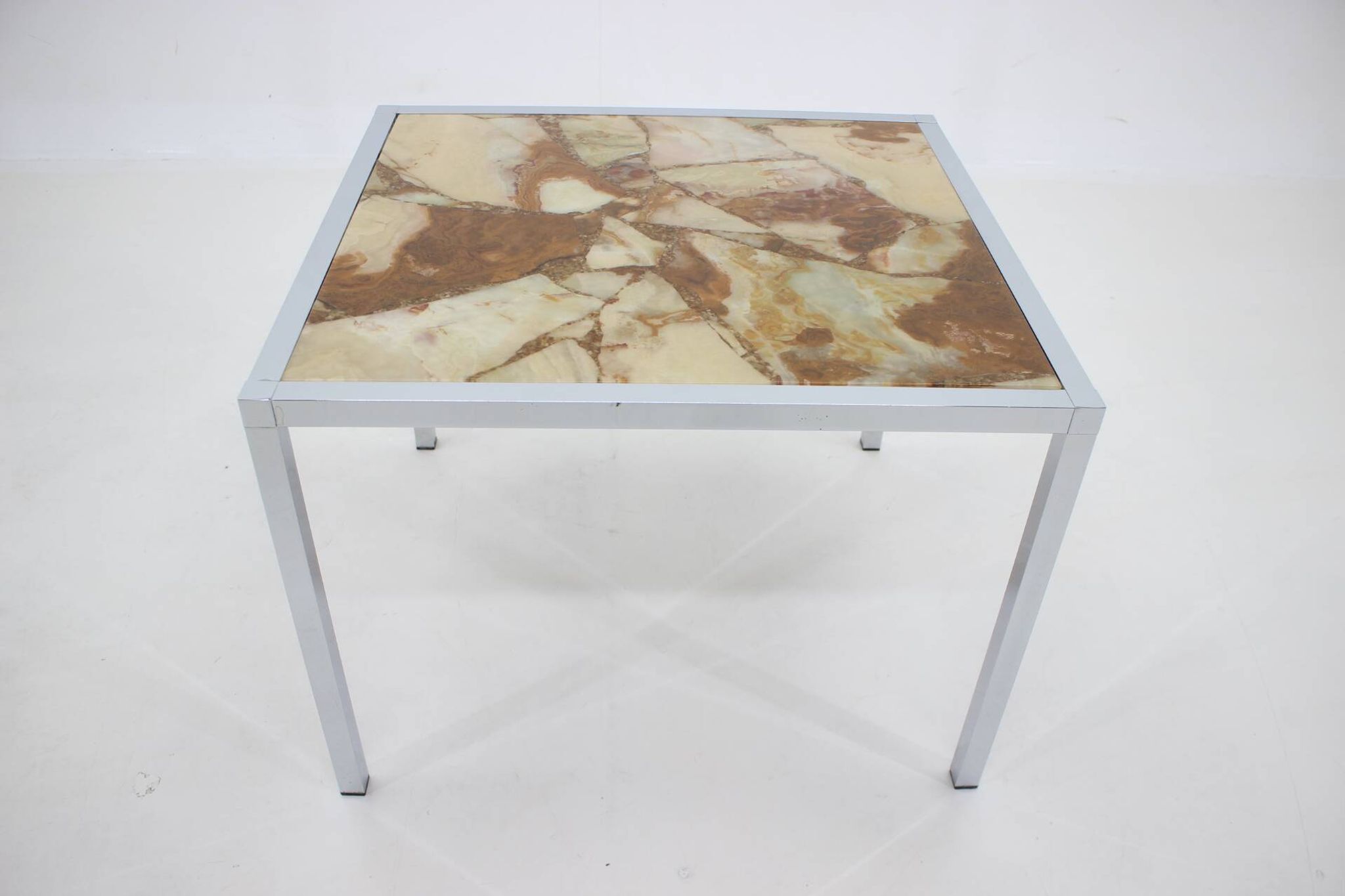 Table basse plaquée en résine et pierre chromée des années 1980, Allemagne