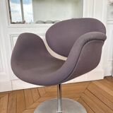 Tulip Chairs by Pierre Paulin