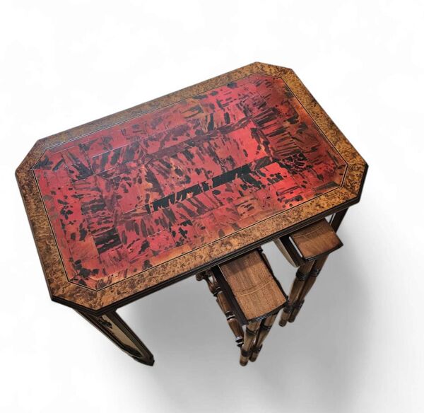 Table gigogne Art Déco du XXe siècle (3 x) / attribuée à la Maison Franck