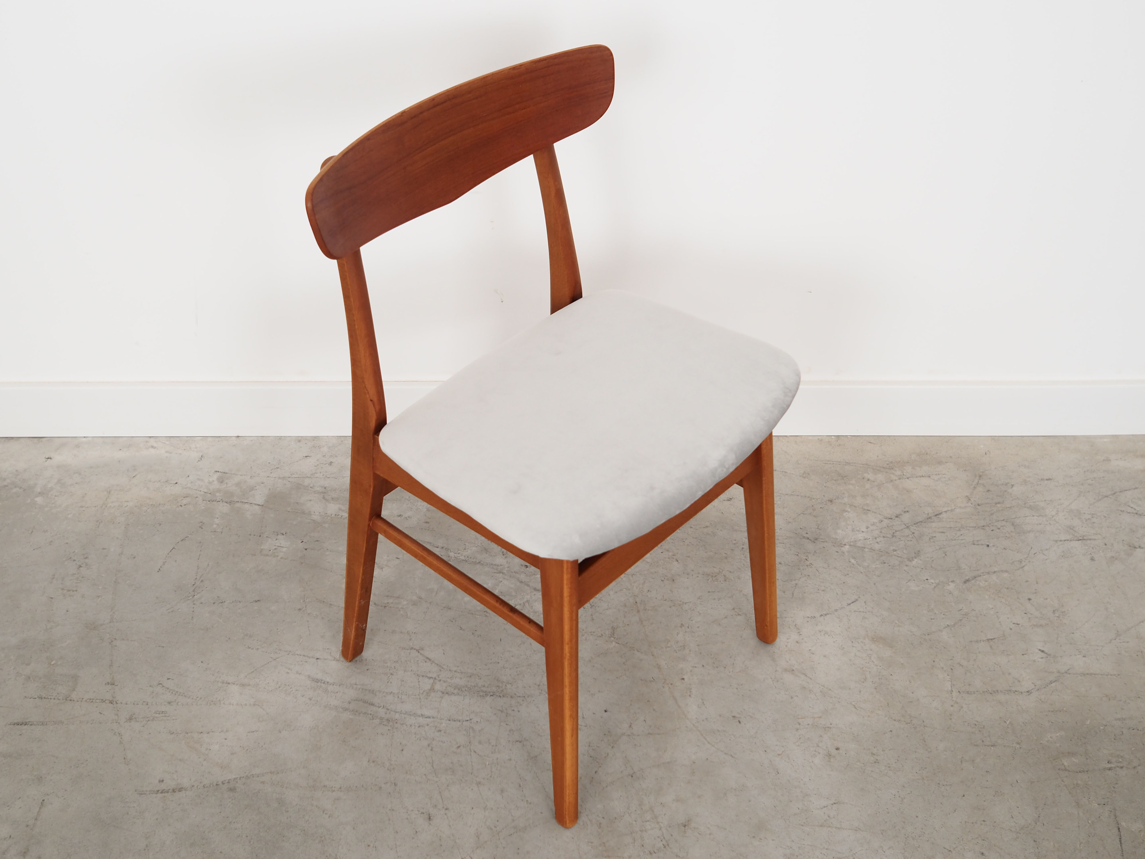 Beech chair, Danish design, 1970s, production: Denmark