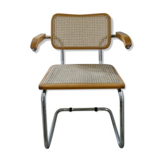 Marcel Breuer's B64 armchair