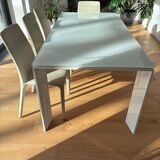 Twice dining table by Bonaldo