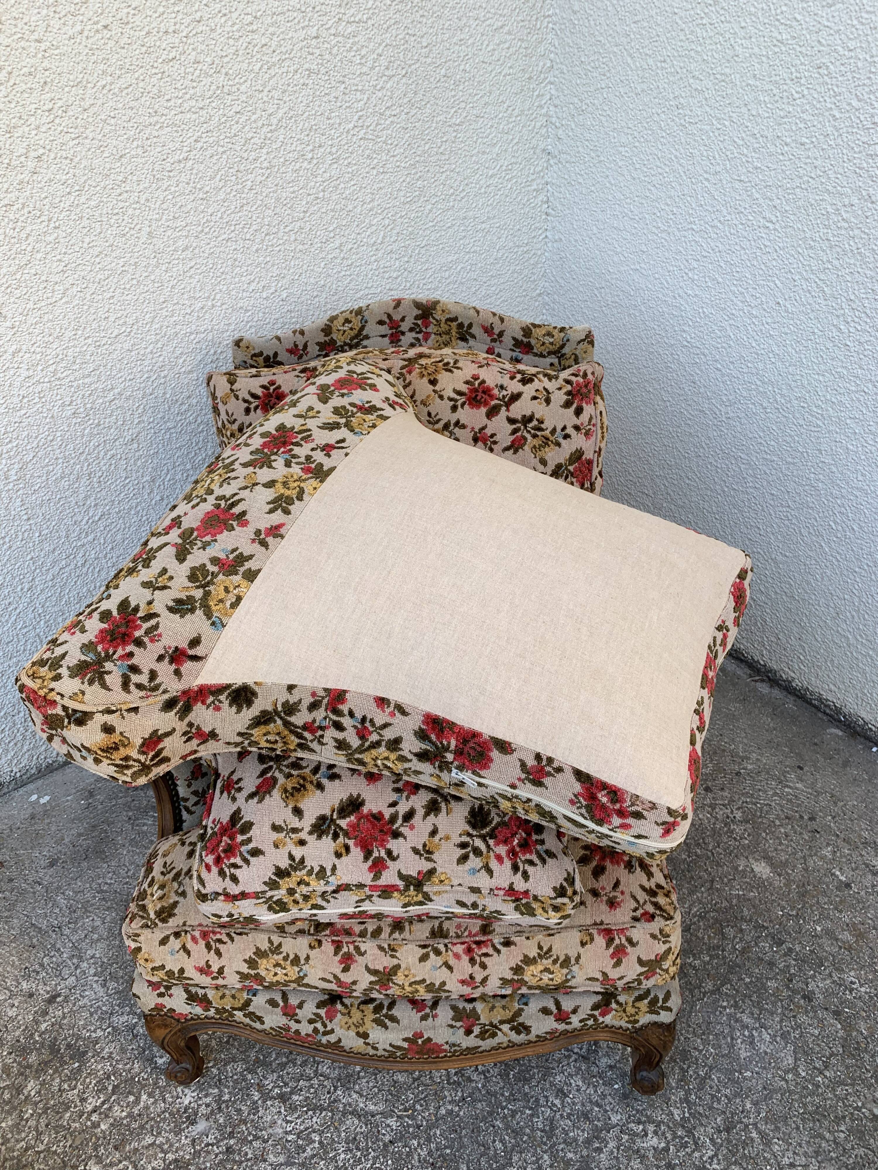 Antique Louis XV style shepherdess armchair in floral flocked fabric